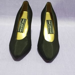 Stuart Weitzman Size 5 Black Satin Pumps 2.5" Heel
